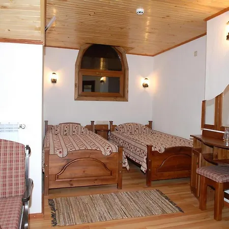 Pirinski - Old Adjev Hotel