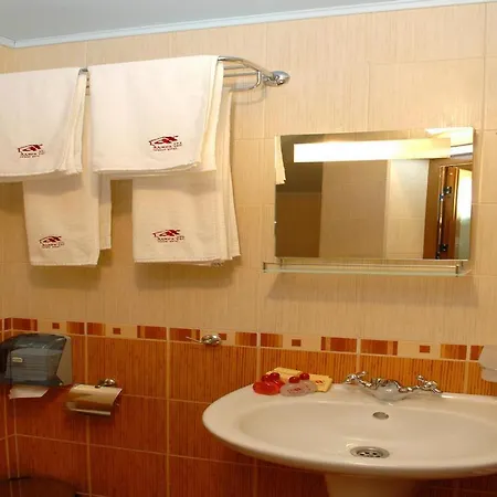 Hotel Pirinski - Old Adjev